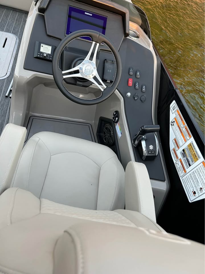 2023 Premier Solaris 230 –  $59,900 SOLD!